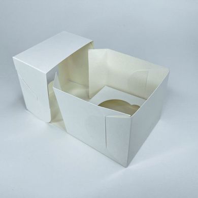 Коробка для 1-го кексу 10 х 10 х 9 см Біла з віконцем Сердечка