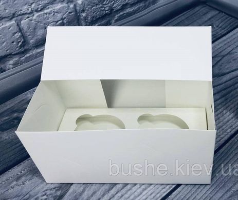 Коробка для 2-х кексов с окошком Бабочка 17 х 8.5 х 9 см Белая