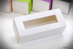 Коробка-пенал для макаронс і цукерок з вікном 14.1 х 5.9 х 4.9см Біла