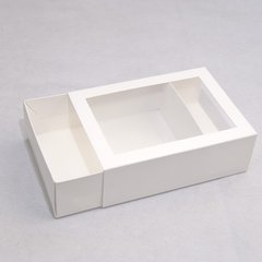 Коробка-пенал з віконцем 11.5 х 15.5 х 5см біла