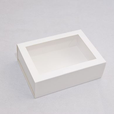 Коробка-пенал с окошком 11.5 х 15.5 х 5см белая
