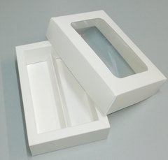 Коробка с ложементом и окошком 20 х 13.5 х 5см белая